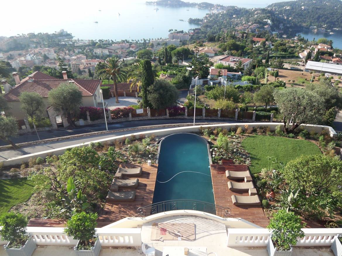 Villa a Villefranche