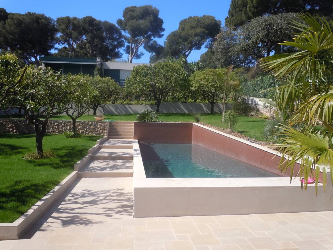 Piscina a Roquebrune